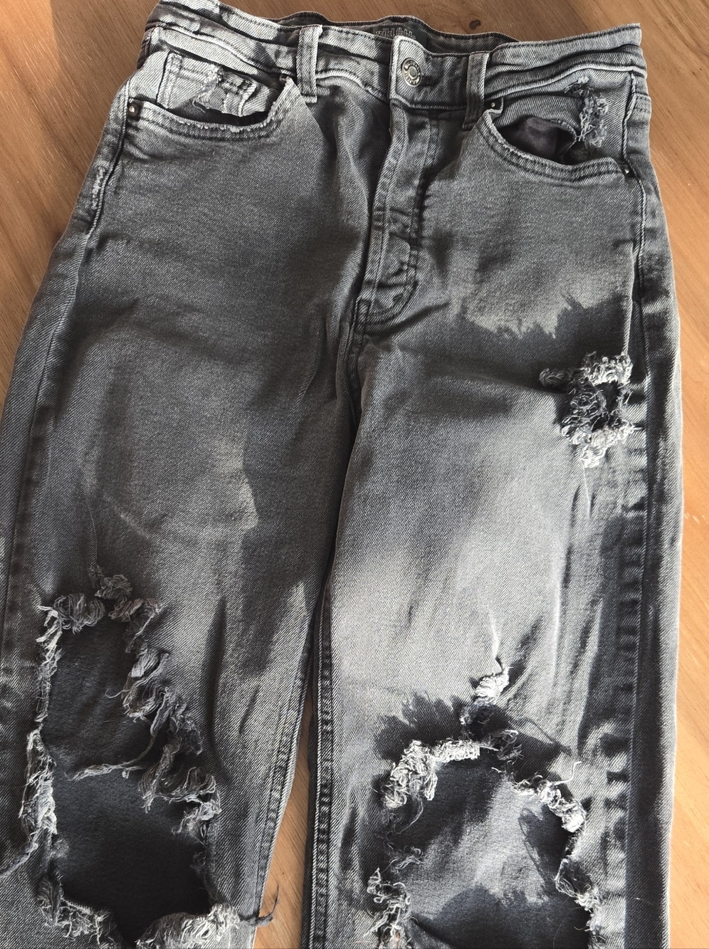 wild fable black distressed straight jeans | size 6 | high rise edgy denim